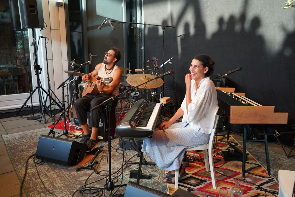 hor-pablo-helena-lacht-hires-DSC00358a