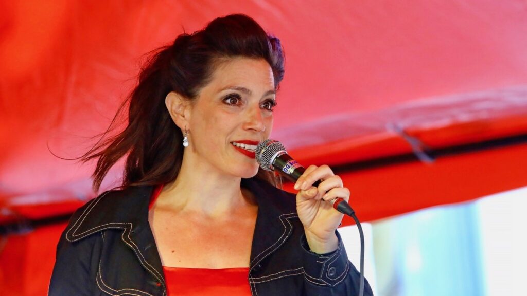 Mirjam van Dam