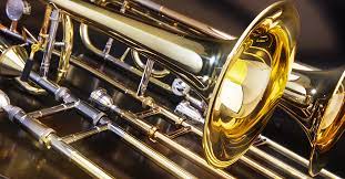 2 trombones van dichtbij