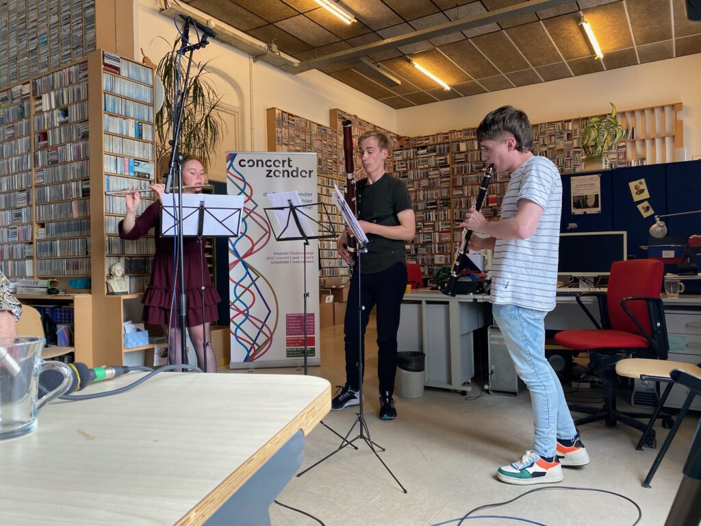 van Baaren trio