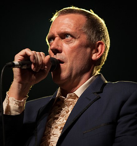 Hugh_Laurie,_from_a_bit_of_Fry_&_Laurie,_http---en.wikipedia.org-wiki-Hugh_laurie_(9450843901)_(cropped)