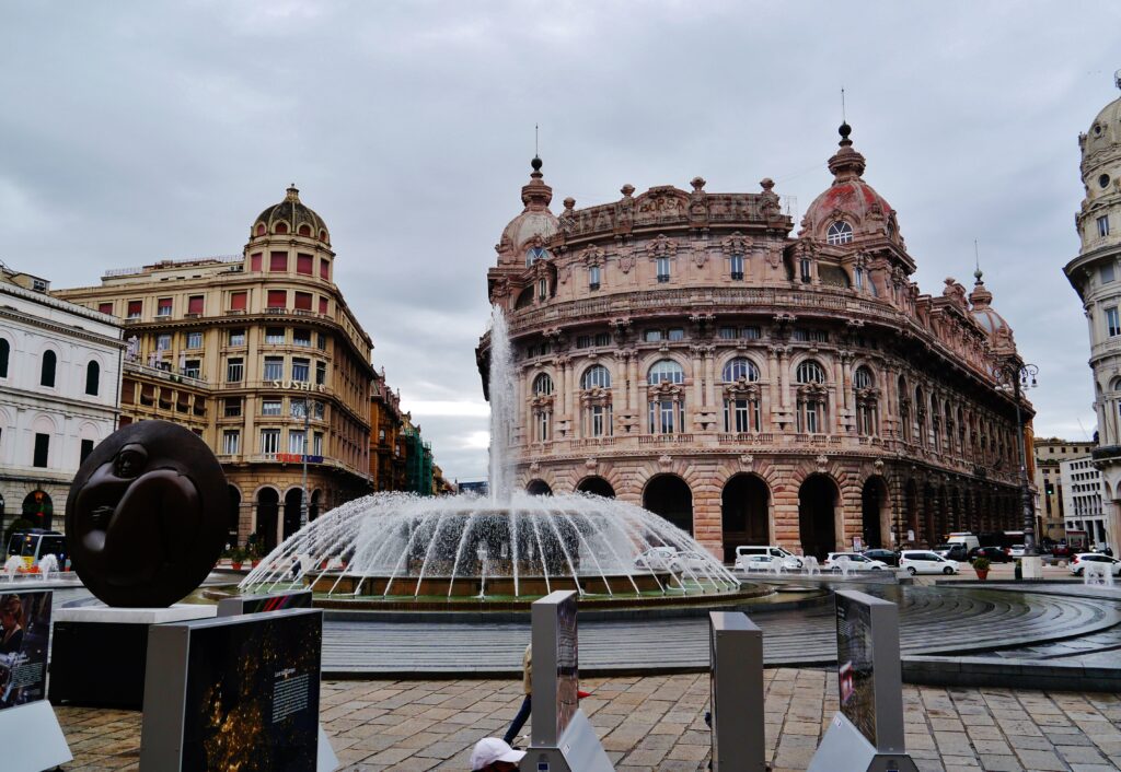 Genova_Piazza_de_Ferrari_11