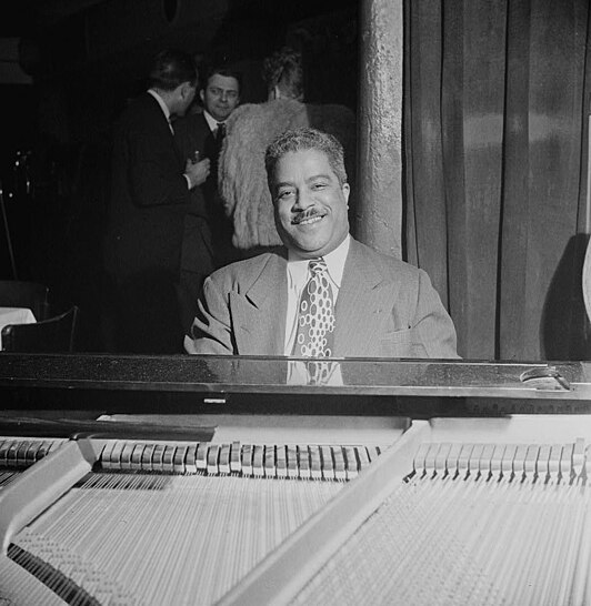 Cliff_Jackson_1947_by_William Gottlieb
