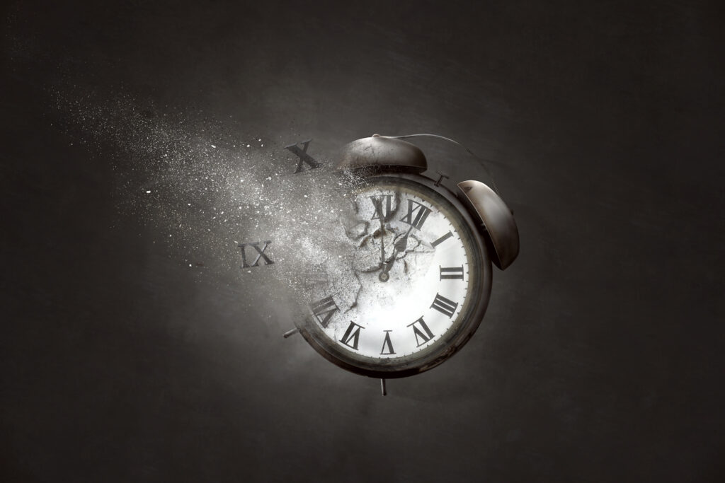 CLOCK717888439-1024x683