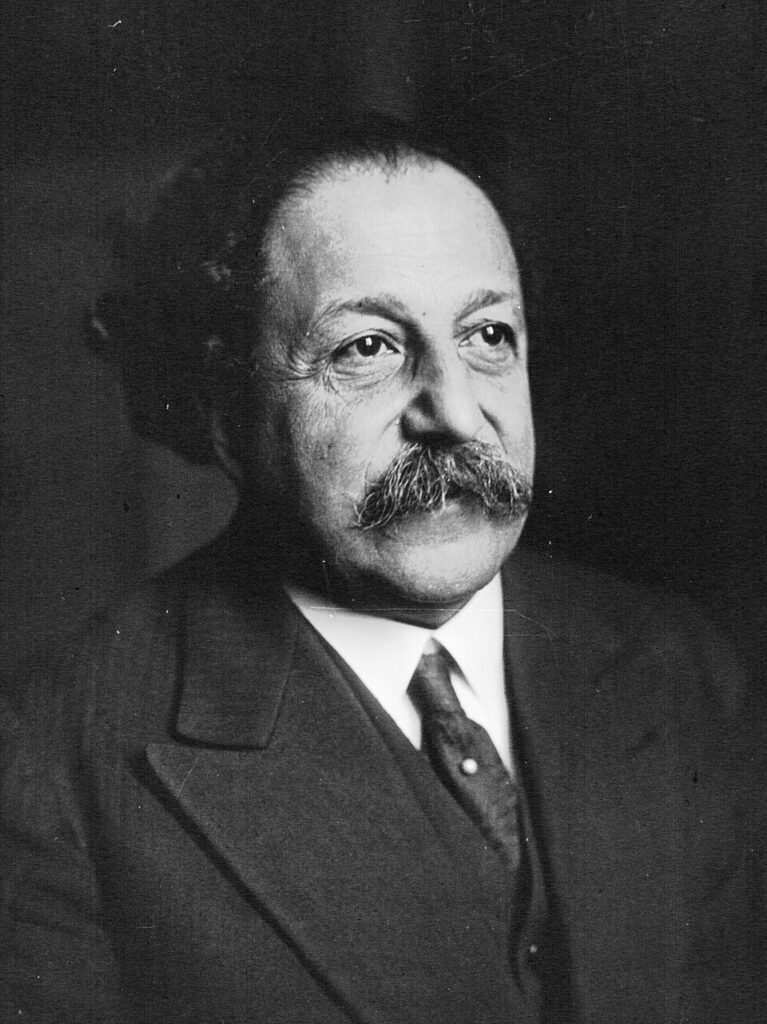 960px-Pierre_Monteux_1933_(1)
